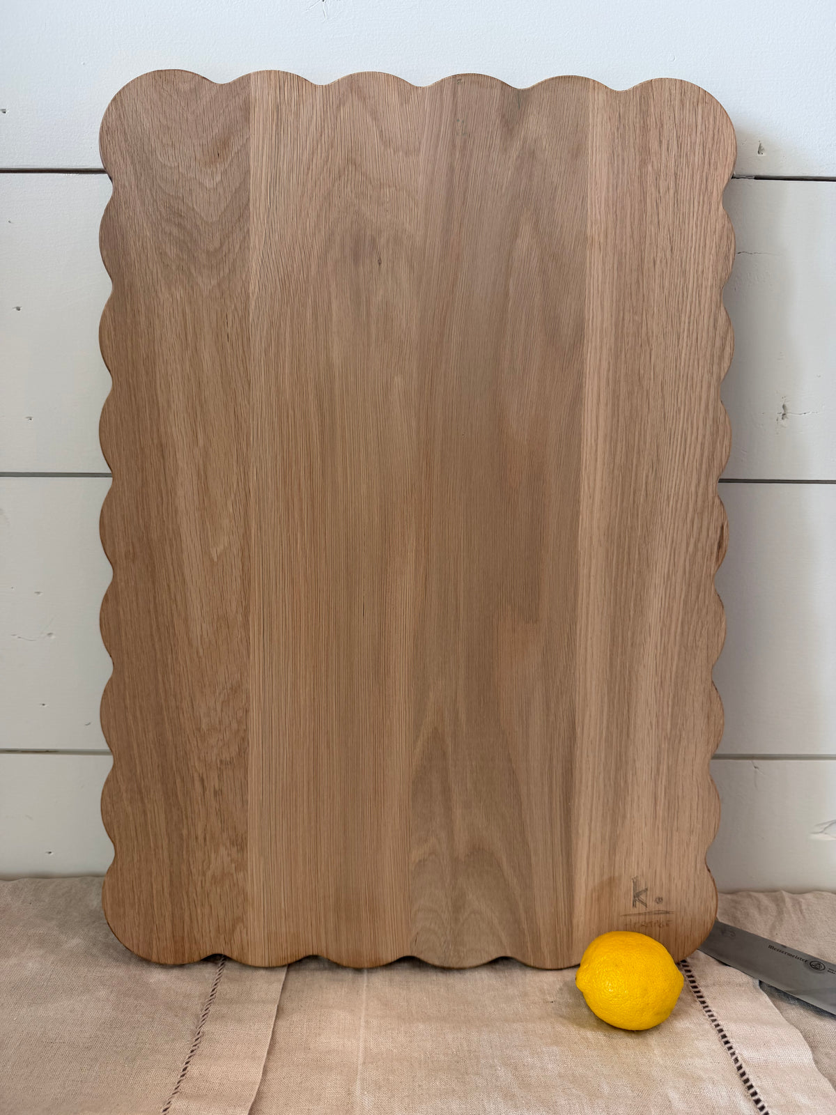 Heritage Scallop Board - White Oak