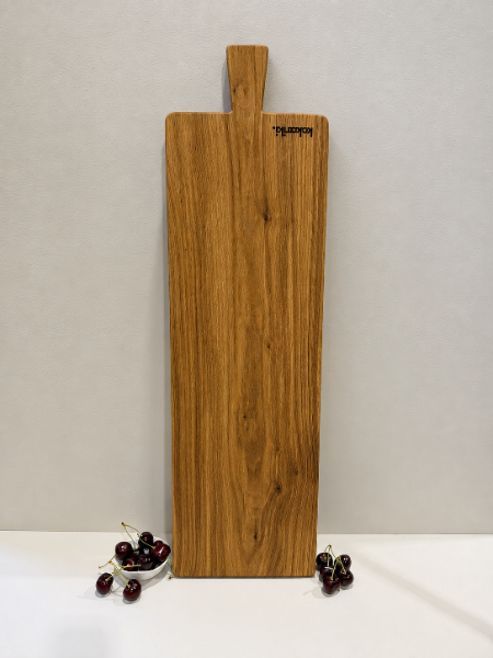 The Plank Serving Board in white oak — view 3